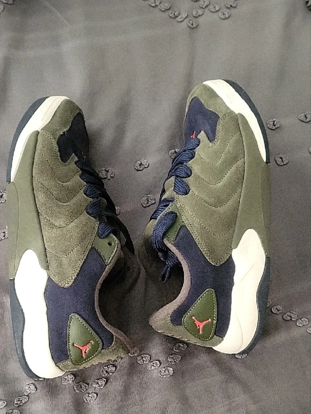 Men's JORDAN FLIGHT Casual Suede Sneakers - Olive Green & Navy